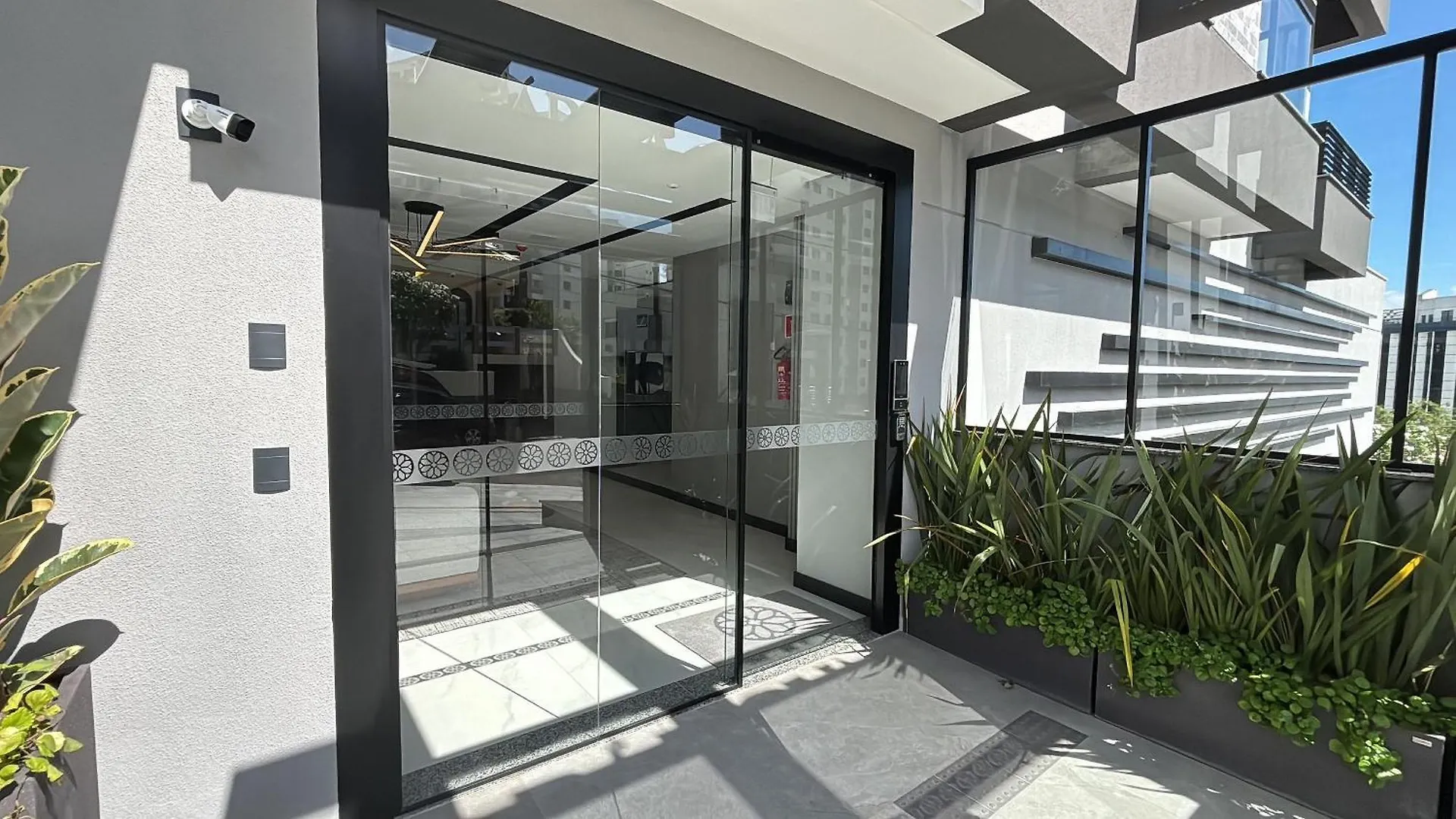 Estadia Tranquila E Completa Em Predio Com Piscina - Vpd Florianópolis Apartmán